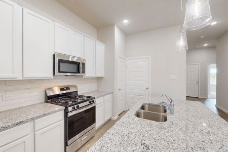 New construction Single-Family house 7416 Sunset Valley Ln, Denton, TX 76249 plan Kingsley - 40' Smart Series - image 7