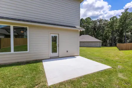 New construction Single-Family house 3718 Youpon Ln, Huntsville, TX 77340 plan The 2516 - image 2