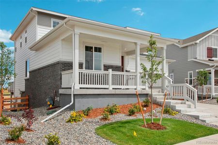 New construction Single-Family house 3292 N Highlands Creek Pkwy, Aurora, CO 80019 Vail II- photo 5 5