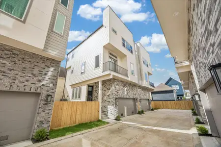 New construction Single-Family house 1403 W 21St St, Unit C, Houston, TX 77008 - image 3