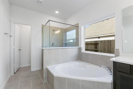 New construction Single-Family house 31002 Lake Lila Trl, Waller, TX 77484 plan Magnolia - image 16