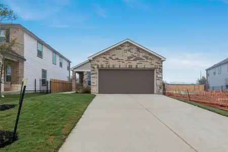 New construction Single-Family house 4716 Syndicate Rd, Manor, TX 78653 - photo 0