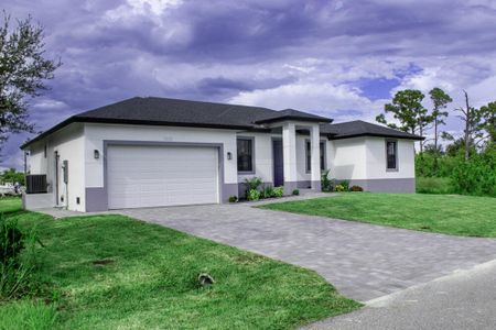 New construction Single-Family house 15633 Lakeland Circle Prt, Port Charlotte, FL 33981 - image