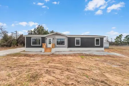 New construction Single-Family house 5824 Thousand Oaks Dr, Joshua, TX 76058 - image