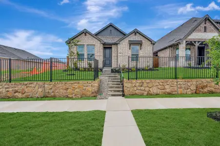 New construction Single-Family house 9329 Rolling Meadow Wy, Denton, TX 76207 plan Iris - image