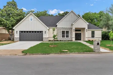 New construction Single-Family house 1810 Kynette Dr, Euless, TX 76040 null- photo 0