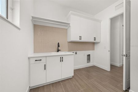 New construction Single-Family house 832 Blue Shell Lp, Sarasota, FL 34240 - image 18