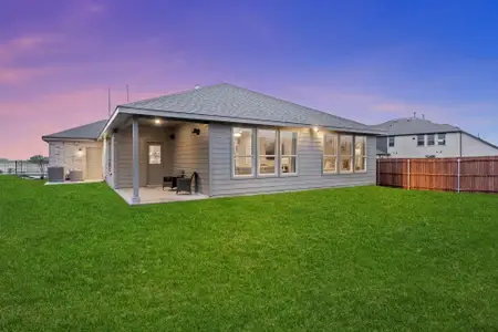 New construction Single-Family house 137 Medina Ln, Rhome, TX 76078 plan CROWNPOINT - image