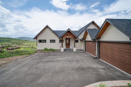 New construction Single-Family house 561 Upper Ranch View Rd, Granby, CO 80446 - image