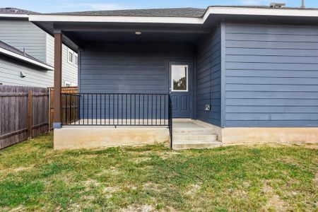 New construction Single-Family house 104 Katie Elder Dr, Jarrell, TX 76537 plan Pine II - image