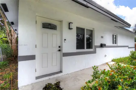 New construction Single-Family house 830 Nw 19Th Ter, Fort Lauderdale, FL 33311 - image