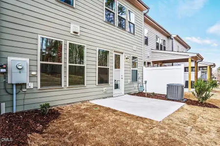 New construction Townhouse house 2095 Maggie Valley Dr, Apex, NC 27502 - image