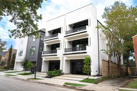 New construction Single-Family house 409 W Saulnier St, Houston, TX 77019 - image