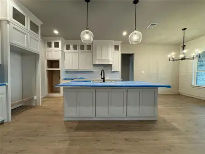 New construction Single-Family house 136 Chapowits, Godley, TX 76044 plan The Longview - image