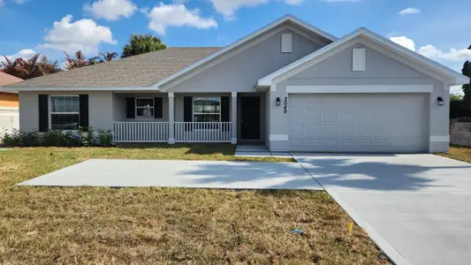 New construction Single-Family house 2049 Sw Bayshore Blvd, Port St. Lucie, FL 34984 plan 1540 - image