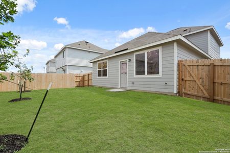 New construction Single-Family house 10311 Eve Gdns, San Antonio, TX 78224 plan The Lakeland - image