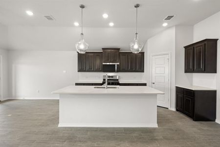 New construction Single-Family house 1908 Seminole Dr, Cleburne, TX 76033 plan Lexington - image 6