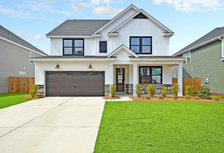 New construction Single-Family house 537 Rendezvous Way, Huger, SC 29450 - photo 0