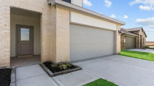 New construction Single-Family house 4331 Windsor Forest Ct, Fulshear, TX 77441 - image
