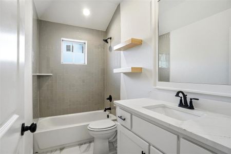 New construction Townhouse house 210 Legacy Blvd, Weatherford, TX 76086 - image 9