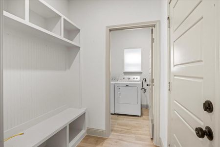 New construction Single-Family house 5707 Stonegate Cir, Granbury, TX 76048 - image 12