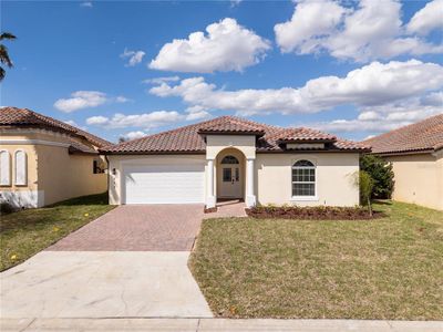New construction Single-Family house 355 Villa Sorrento Cir, Haines City, FL 33844 - image