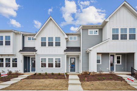 New construction Single-Family house 607 Hillfarm Dr, Wake Forest, NC 27587 Sampson- photo 0