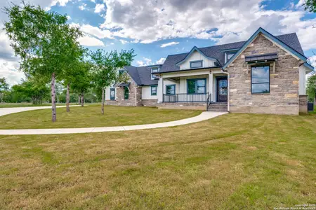 New construction Single-Family house 485 Post Oak, Gonzales, TX 78629 - image