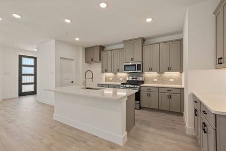 New construction Townhouse house 4513 Lamplights Dr, Celina, TX 75078 plan Aurora Modern - image 7