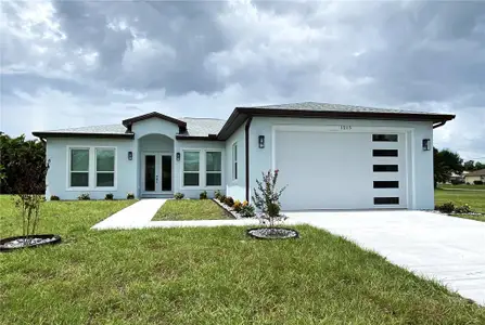 New construction Single-Family house 1215 Rio De Janeiro Ave, Punta Gorda, FL 33983 - image