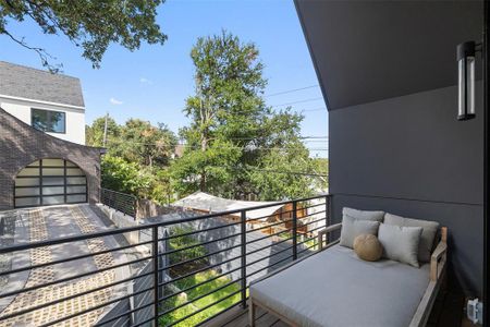 New construction Single-Family house 807 Mariposa Dr, Unit 1, Austin, TX 78704 - photo 31 31