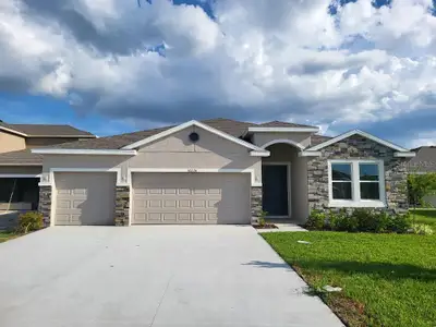 New construction Single-Family house 32226 Eldorado Canyon Lp, Wesley Chapel, FL 33543 - image