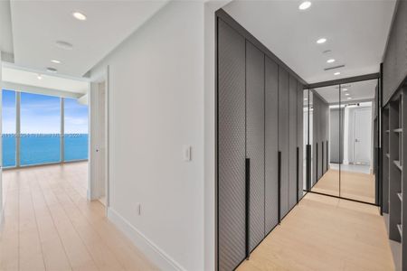 New construction Condo/Apt house 17975 Collins Ave, Unit 2402, Sunny Isles Beach, FL 33160 - photo 12 12