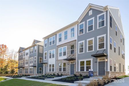 New construction Townhouse house 1449 Briar Creek Road, Unit 46, Charlotte, NC 28205 - photo 0