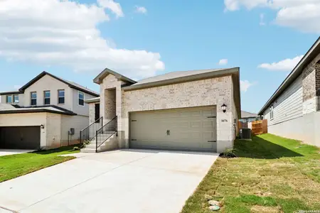 New construction Single-Family house 3076 Pike Dr, New Braunfels, TX 78132 plan The Allen (840) - image