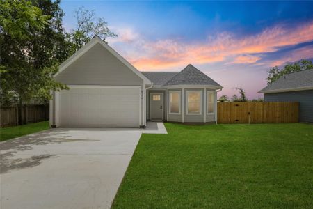 New construction Single-Family house 3708 E Ave S E, Santa Fe, TX 77510 - image