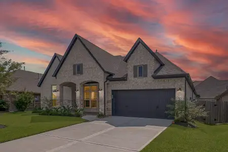 New construction Single-Family house 32336 Noble Creek Dr, Conroe, TX 77385 The Bluffwood- photo 0