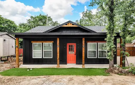 New construction Single-Family house 90 Live Oak St, Alvarado, TX 76009 - image