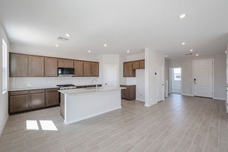 New construction Single-Family house 12470 N 304th Dr, Buckeye, AZ 85396 plan Raybun - image 8