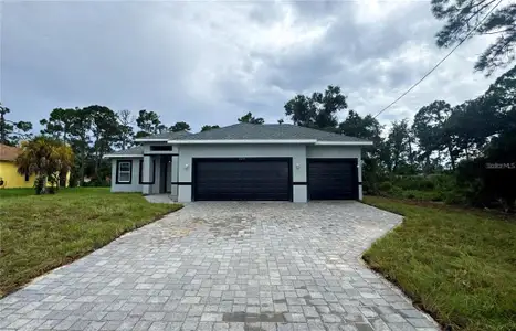New construction Single-Family house 2279 Margaret Ln, North Port, FL 34286 - image