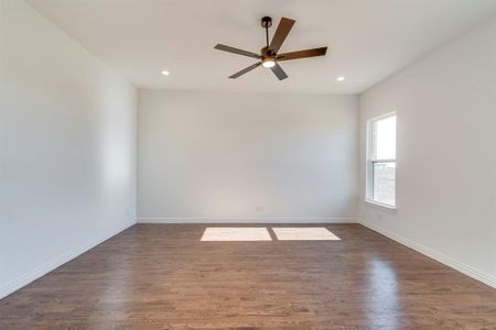 New construction Single-Family house 6421 Cedar Elm Ln, Midlothian, TX 76065 null- photo 18 18