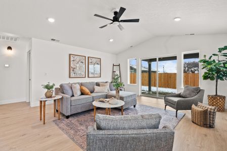 New construction Single-Family house 4092 Sw Obsidian Pl, Redmond, OR 97756 plan Charity - image