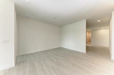 New construction Multi-Family house 10016 Rembrandt Wy, Unit 202, Bradenton, FL 34212 plan Naples - image 8