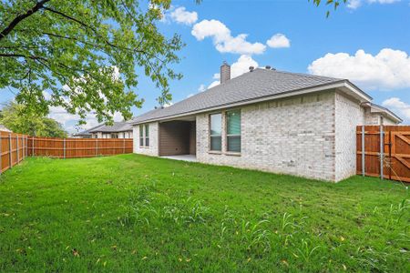 New construction Single-Family house 632 Mooney Drive, Saginaw, TX 76179 - photo 34 34