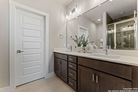 New construction Townhouse house 7944 Kennedy Hl, San Antonio, TX 78235 - image 7