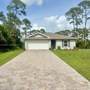 New construction Single-Family house 5009 N Rosebud Cir, Labelle, FL 33935 - image