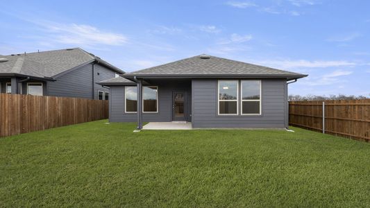 New construction Single-Family house 1733 Edgeway Dr, Aubrey, TX 76227 plan McClellan II - image 4