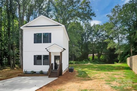 New construction Single-Family house 1000 Castlewood Dr, Shelby, NC 28150 - image