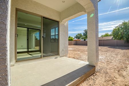 New construction Single-Family house 5733 W Saint Moritz Lane, Glendale, AZ 85306 Goldfinch- photo 32 32