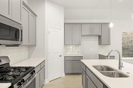 New construction Single-Family house 2907 Hanscom St, Forney, TX 75126 plan Patriot - image 8